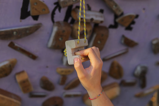 WHISE Bender – travetto in legno ricavato da legno di recupero o certificato